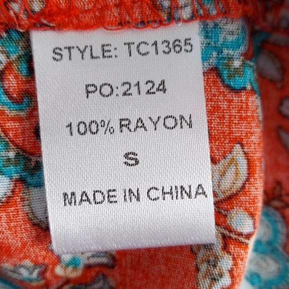 GiGiO Balloon Sleeve Hi-Low Tunic Top with Pockets - Picture 14 of 15